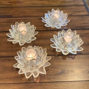 SET OF 4 ELLE DECOR LOTUS FLOWER VOTIVE TEA LIGHT CANDLE HOLDER ACRYLIC CLEAR